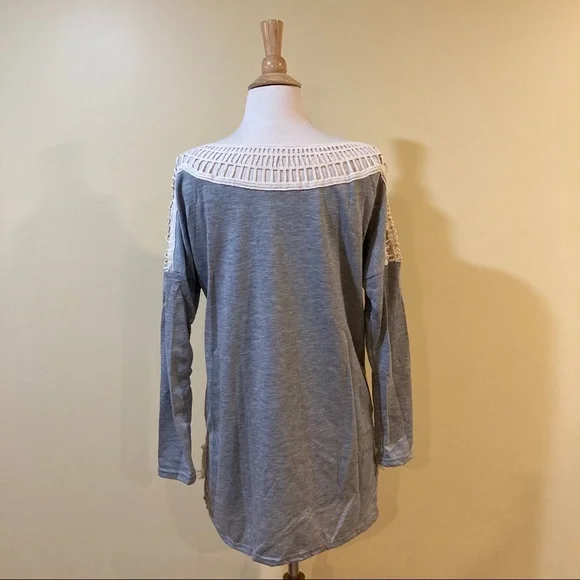 Crochet Lace Fringe Trim High Low Knit Top - Picture 5 of 6